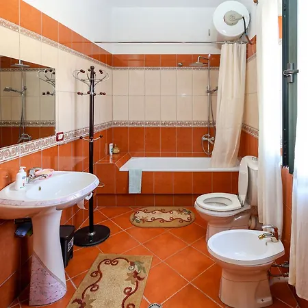 Casa La Pieve Bed and Breakfast Μπεράτ